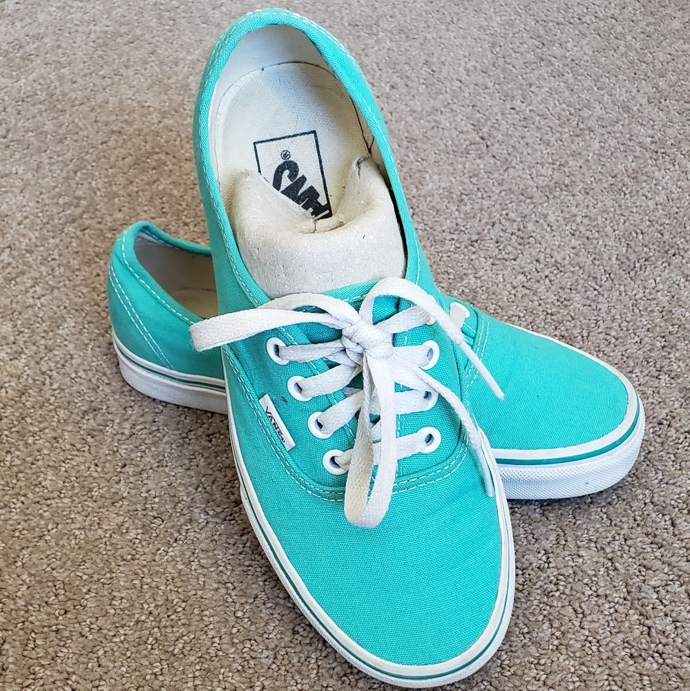 Women's Van's Size 7